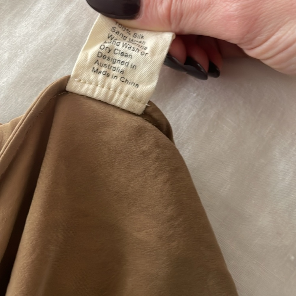 ST. AGNI SILK TOP - Picture 4 of 4